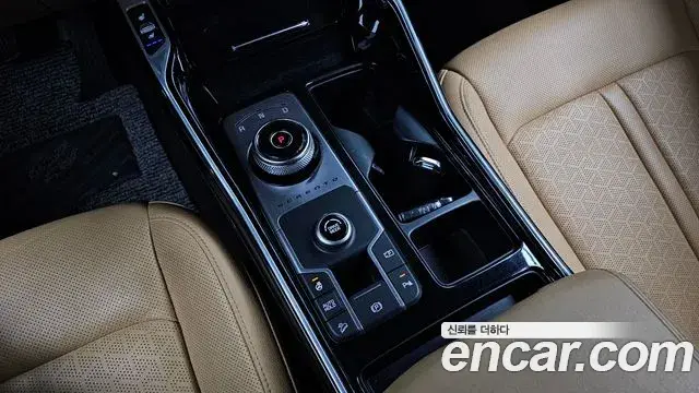 Kia Sorento 2023 — Фото 9/20