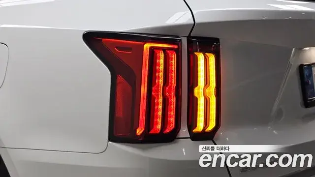 Kia Sorento 2023 — Photo 34/35