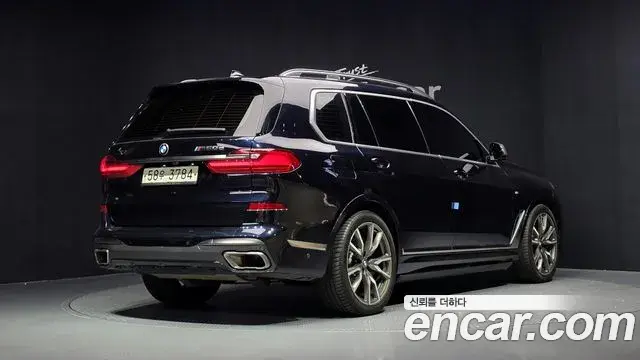 BMW X7 2019 — Фото 2/20