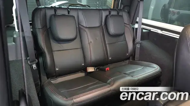 Jeep Wrangler 2023 — Фото 11/20