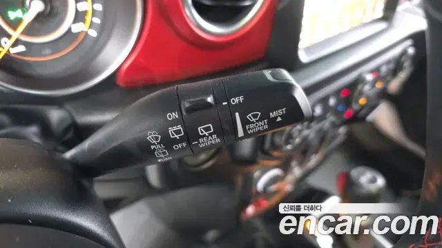 Jeep Wrangler 2023 — Фото 20/20