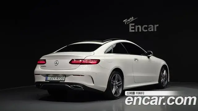 Mercedes-Benz E-Class 2019 — Фото 2/20