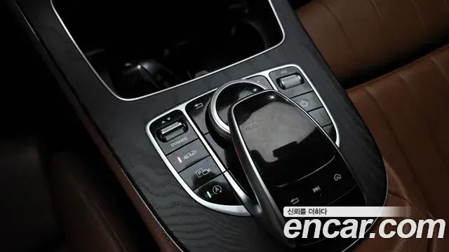 Mercedes-Benz E-Class 2019 — Фото 20/20