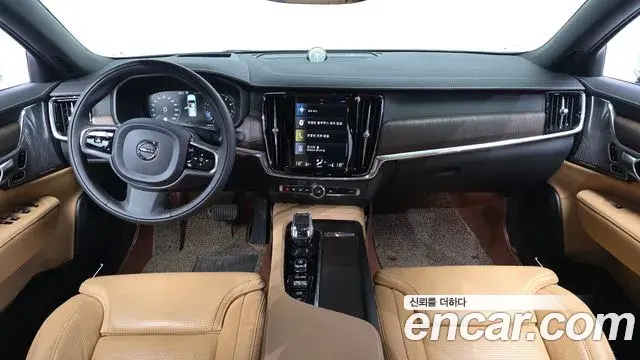 Volvo S90 2021 — Photo 33/35