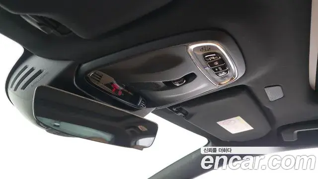 Volvo S90 2021 — Photo 15/35