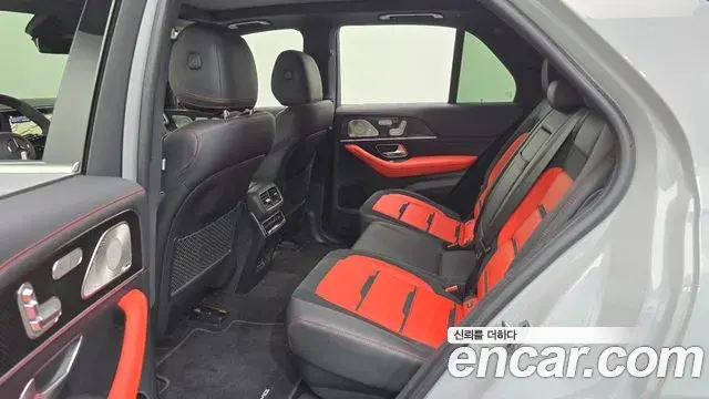 Mercedes-Benz GLE-Class 2025 — Фото 11/20