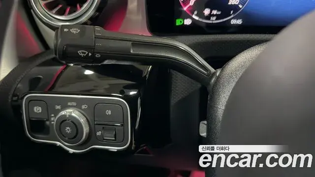 Mercedes-Benz CLA-Class 2026 — Photo 15/20