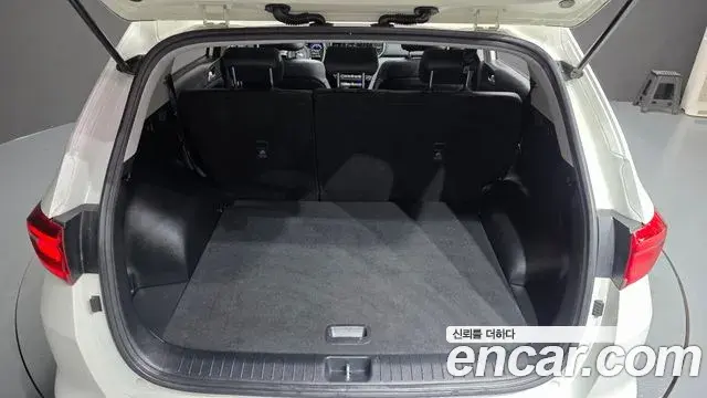Kia Sportage The Bold 2018 — Şəkil 10/42