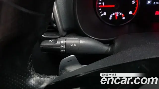 Kia Sportage The Bold 2018 — Şəkil 38/42