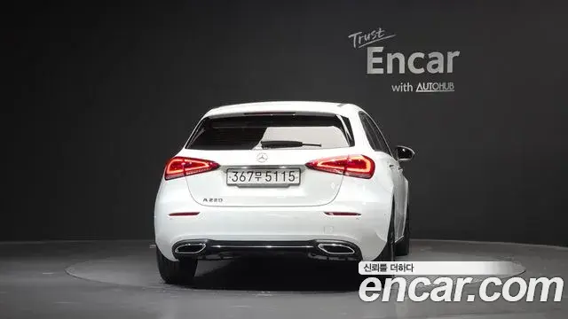 Mercedes-Benz A-Class 2022 — Фото 4/20