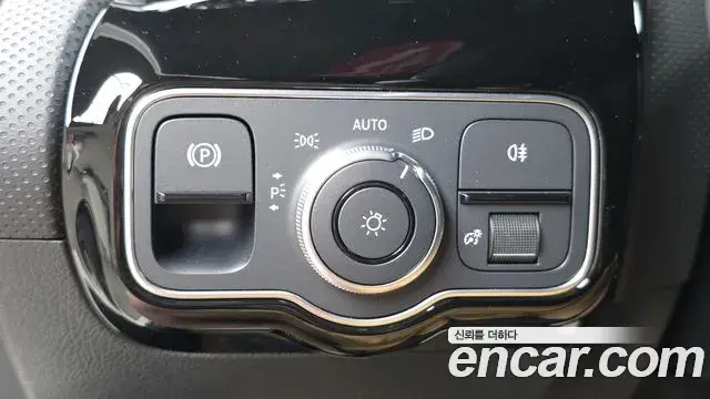 Mercedes-Benz A-Class 2022 — Фото 13/20