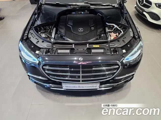 Mercedes-Benz S-Class 2022 — Фото 5/20