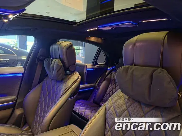 Mercedes-Benz S-Class 2022 — Фото 19/20