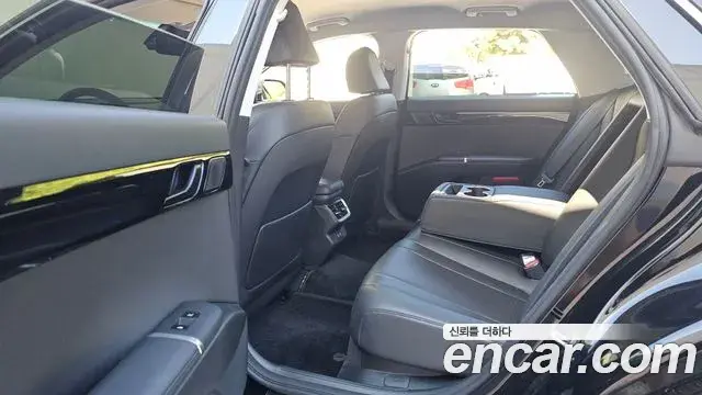 Hyundai Grandeur 2023 — Фото 12/20