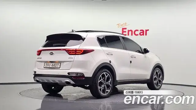 Kia Sportage The Bold 2018 — Фото 2/20