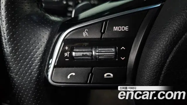 Kia Sportage The Bold 2018 — Фото 16/20