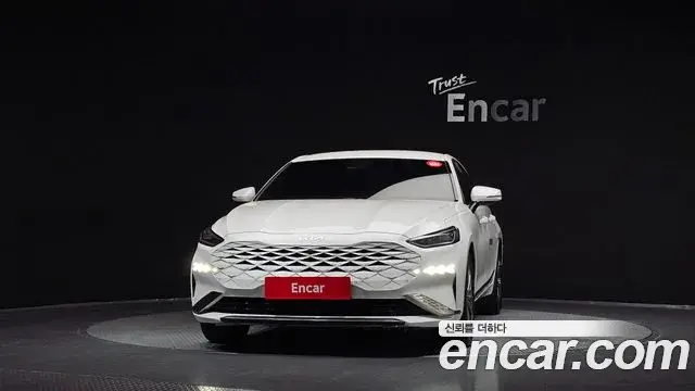 Kia K8 2022 — Photo 16/32