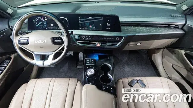 Kia K8 2022 — Photo 9/32