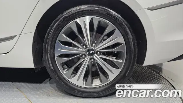Kia K8 2022 — Photo 19/32