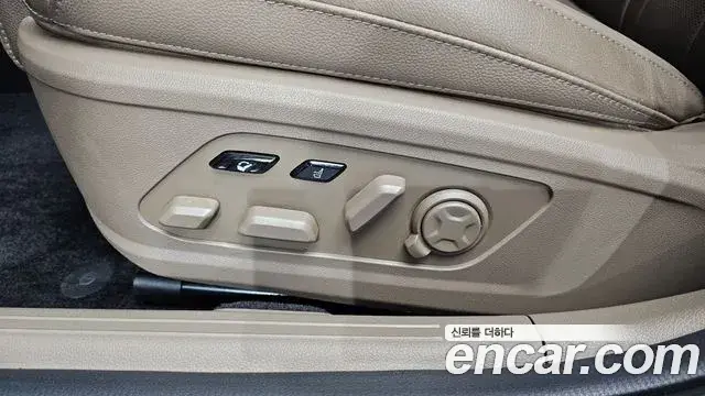 Kia K8 2022 — Photo 30/32
