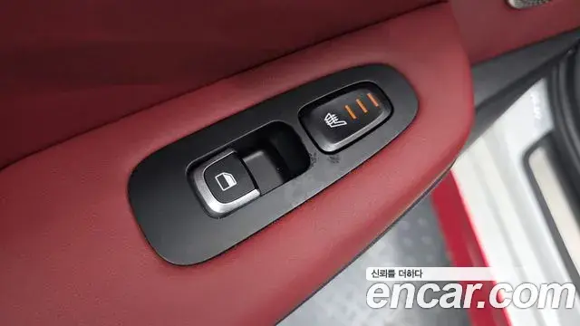 Kia Stinger 2020 — Photo 33/34