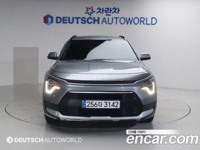 Kia Niro 2025 — Фото 2/20