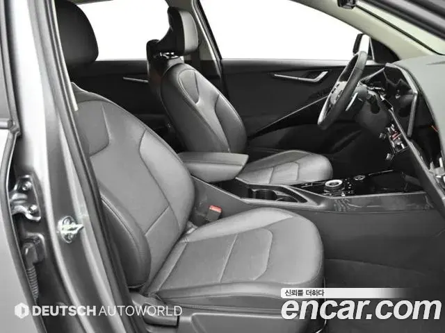 Kia Niro 2025 — Фото 8/20