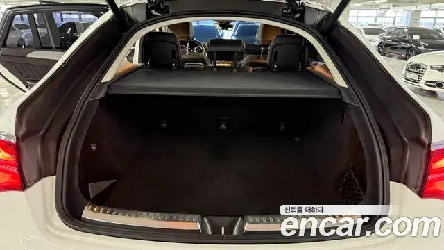Mercedes-Benz GLE-Class 2018 — Şəkil 20/20