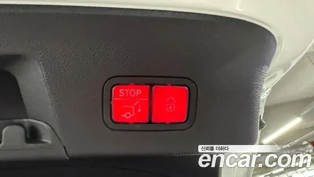 Mercedes-Benz GLE-Class 2018 — Şəkil 7/20