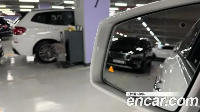 Mercedes-Benz GLE-Class 2018 — Şəkil 18/20