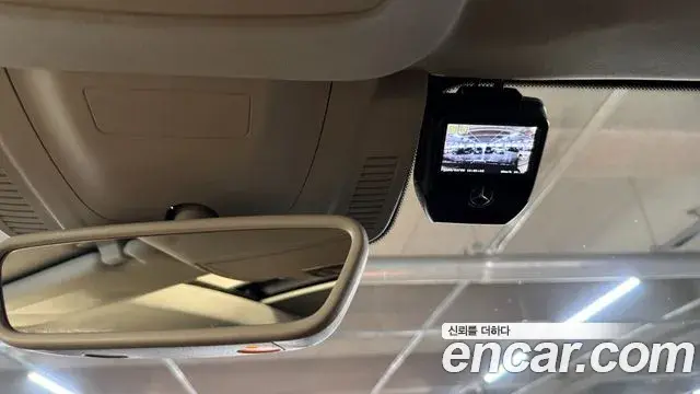 Mercedes-Benz GLE-Class 2018 — Şəkil 14/20