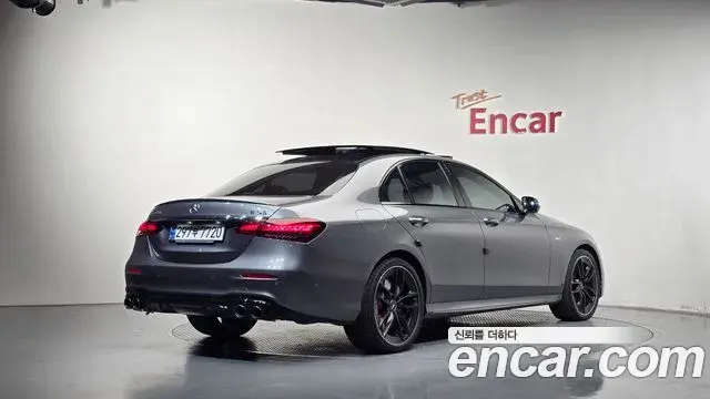 Mercedes-Benz E-Class 2023 — Фото 2/20