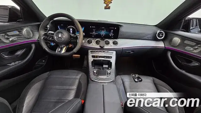 Mercedes-Benz E-Class 2023 — Фото 7/20
