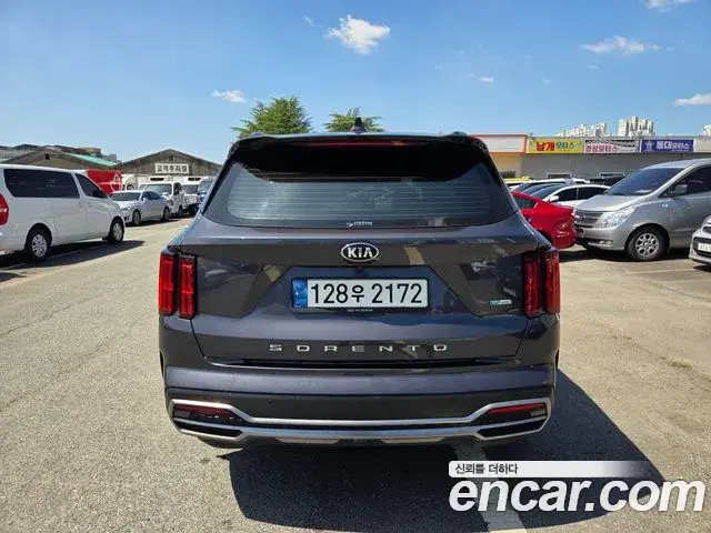 Kia Sorento 2021 — Фото 3/20