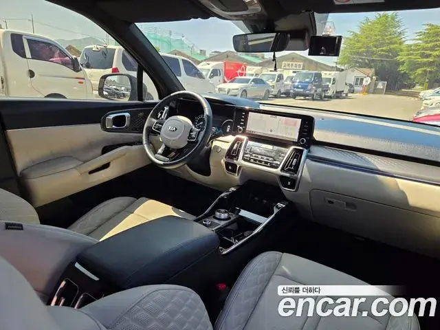 Kia Sorento 2021 — Фото 15/20