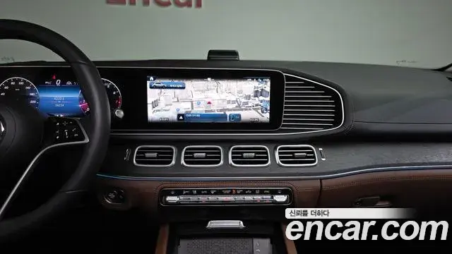 Mercedes-Benz GLE-Class 2025 — Фото 14/20