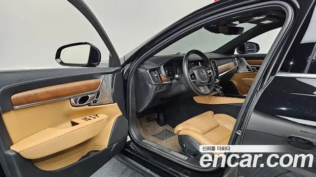 Volvo S90 2019 — Фото 10/20