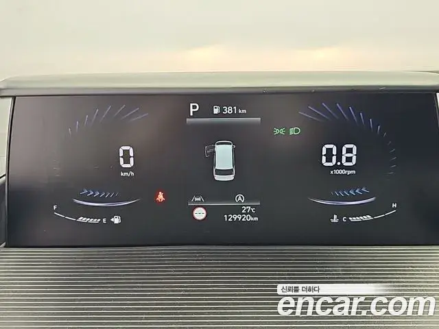 Hyundai Staria 2021 — Фото 5/18