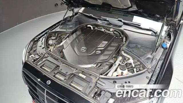 Mercedes-Benz S-Class 2021 — Фото 6/20