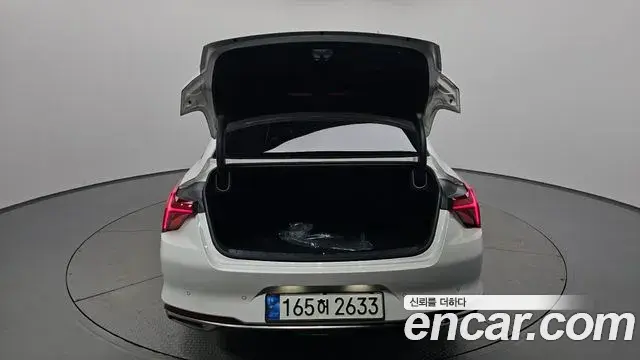 Kia K8 2021 — ფოტო 19/34
