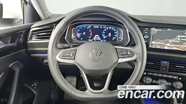 Volkswagen Jetta 2022 — Фото 13/20