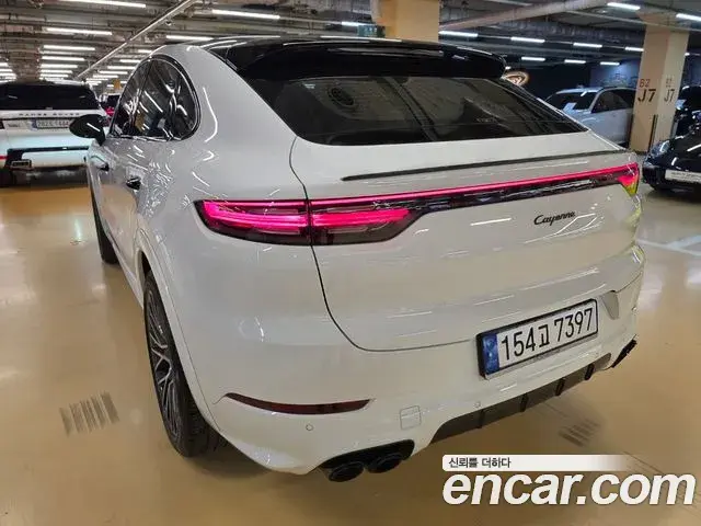 Porsche Cayenne 2022 — Фото 2/20
