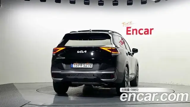 Kia Sportage 2023 — Фото 3/20