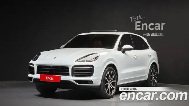 Porsche Cayenne 2023 — Фото 10/20