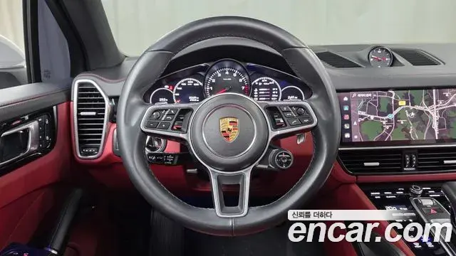 Porsche Cayenne 2023 — Фото 14/20