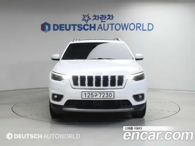 Jeep Cherokee 2020 — Фото 10/20