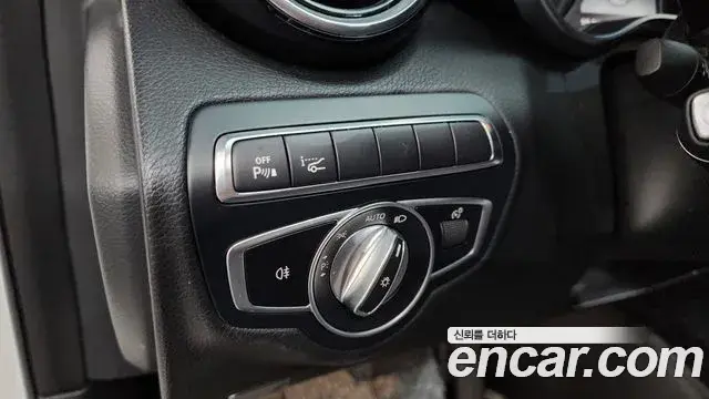 Mercedes-Benz C-Class 2018 — Фото 16/20