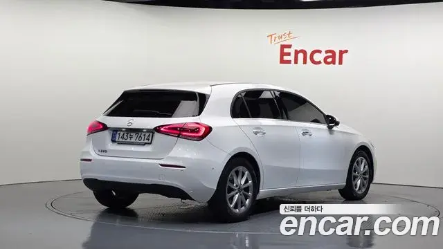 Mercedes-Benz A-Class 2019 — Фото 2/20