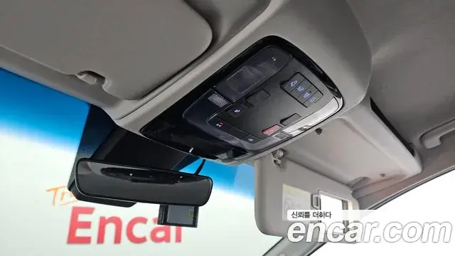 Hyundai Staria 2022 — Фото 19/20
