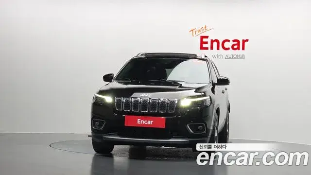 Jeep Cherokee 2021 — Фото 3/20